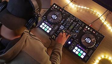 dj контроллеры: Б/у, Модульный, Каналов: 2, Разъем: Jack, Поддержка Linux — 2