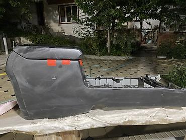 тойота runner 4: Подлокотник Toyota, цвет - Черный, Б/у, Самовывоз — 2