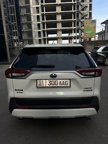 Toyota: Toyota RAV4: 2019 г., Гибрид, Кроссовер — 5