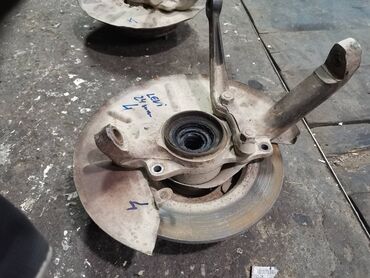 Auto delovi: Glavcina levog prednjeg tocka Lada 2121,21213 Niva 24mm br.4. Polovna — 9