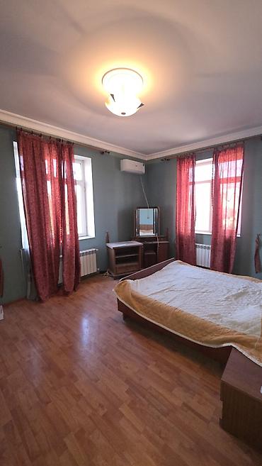 Həyət evləri və villaların satışı: 6 otaqlı, 450 kv. m — 30