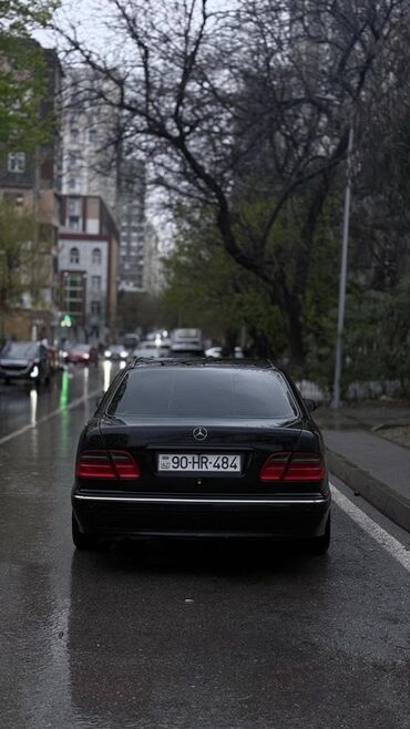 Mercedes-Benz: Mercedes-Benz E-class AMG: 3.2 l | 1999 il Sedan — 9