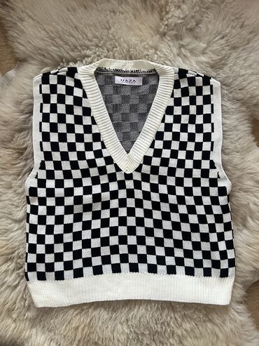 prsluk pulover nov: Odmah dostupni! Univerzalna velicina 2.500 dinara 🫶 #fashion