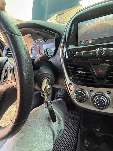 Chevrolet: Chevrolet Spark: 2017 г., Автомат, Хэтчбэк — 6