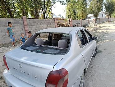 Унаа сатуу: Toyota Platz: 2000 г., 1.5 л, Автомат, Бензин, Седан — 2