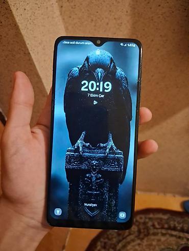 iphone 12 pri: Samsung Galaxy A32, 64 GB, rəng - Qara, Qırıq — 2