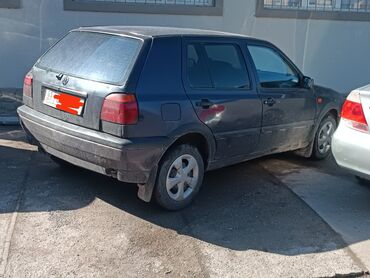 Volkswagen: Volkswagen Golf: 1994 г., 1.6 л, Механика, Бензин, Седан