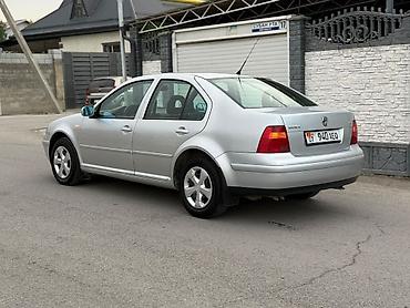 вампер 124: Volkswagen Bora: 2002 г., 1.6 л, Механика, Бензин, Седан — 3