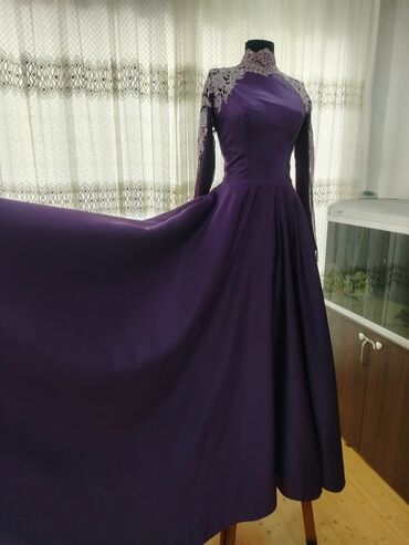 Ziyafət donları: Bənövşəyi rəngdə zərif ziyafət/libas - Model: uzun ətəkli, tam qollu — 11