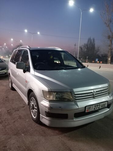 Mitsubishi: Mitsubishi Chariot: 1998 г., 2.4 л, Автомат, Бензин, Минивэн