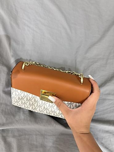 Çantalar: Michael Kors qadın çantası - Model: MK monoqramlı çiyin/əl çantası - — 2