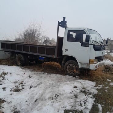 mercedesbenz spri грузовой nter: Грузовик, Стандарт, 3 т, Б/у