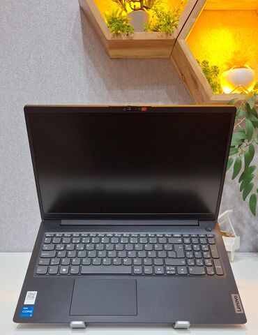 ASUS: Yeni Lenovo IdeaPad, 15.6 ", Intel Core i5, 512 GB