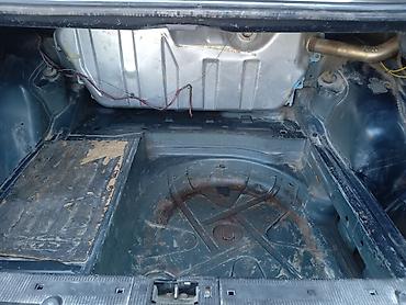 bmw e34 m5: Mercedes-Benz E-Class: 1997 г., Автомат — 10