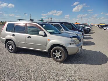 титан на гелик: Nissan X-Trail: 2003 г., 2 л, Автомат, Газ, Внедорожник