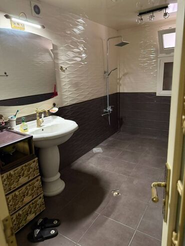 Köhnə tikili: Bakı, 7 otaqlı, Köhnə tikili, m. Gənclik, 170 kv. m — 9