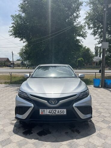 надпись камри: Toyota Camry: 2022 г., 2.5 л, Автомат, Бензин, Седан