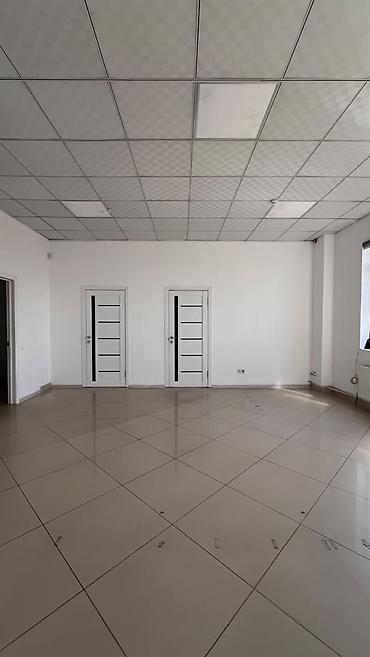 Аренда офисов: Сдаю Часть офиса: IT-компания, Авиакасса, Нотариус, 120 м², В торговом центре, С ремонтом, Первая линия, С высокими потолками, С отдельным санузлом — 15