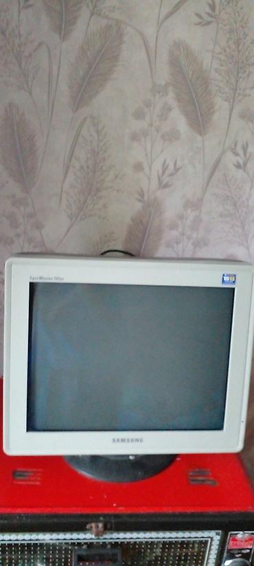 dvd rw: Masaüstü kompüter komplekti Tərkib: - Sistem bloku – ön paneldə USB — 2