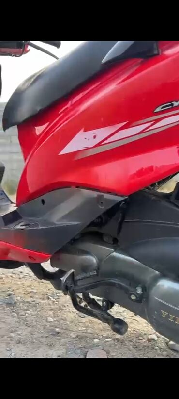 воздушные фильтры: Скутер Yamaha, 150 куб. см, Бензин, Б/у