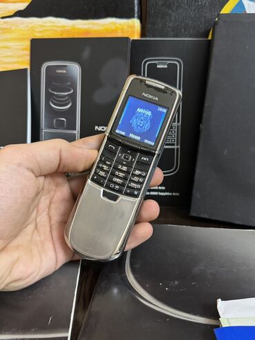 Nokia: Nokia 8 Sirocco, < 2 GB Memory Capacity, rəng - Gümüşü, Düyməli — 10