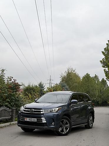 Toyota Highlander: 2018 г., 3.5 л, Вариатор, Гибрид, Кроссовер at lalafo.kg Toyota Highlander: 2018 г., 3.5 л, Вариатор, Гибрид, Кроссовер