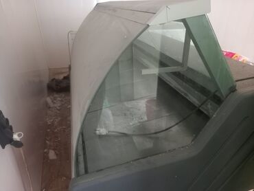 mini soyudu: Vitrin soyuducu 500azn. Olcu 1.50m. Turkiyenin. Unvan Koroglu parki