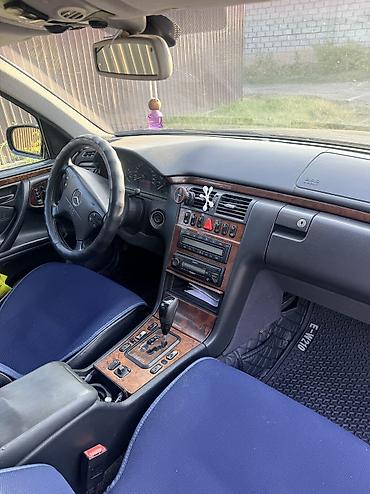 Продажа авто: Mercedes-Benz E-Class: 2000 г., 3.2 л, Типтроник, Бензин, Седан — 9