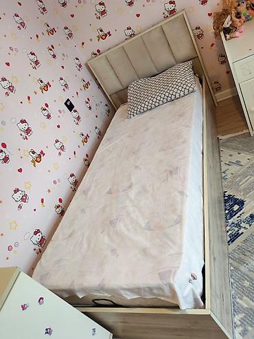 mebel materiali: Tek kravat satılır. Bazalıdır, matrası yoxdur.Qiyməti 70azn unvan bine — 1