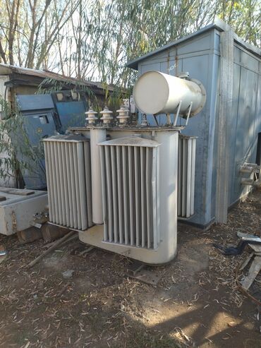 повышающий трансформатор: Продаю б/у трансформатор мощности 400 кВа в месте электрический щиток