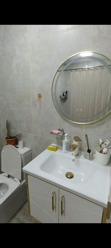 Həyət evləri və villaların satışı: Satılır: Milli Aviasiya Akademiyasının rektoru arxası Məscidin yanı — 3