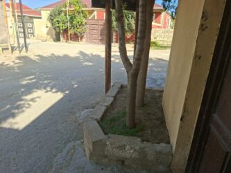 Həyət evləri və villaların satışı: Zabrat 3 otaqlı, 100 kv. m, Orta təmir — 25