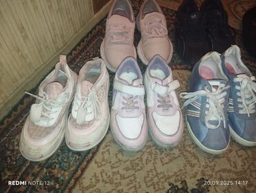 eqa shoes ecemi: Her biri tezekimidi təcil satılır ucuz qiymətə ölçü 37_38_39 vp