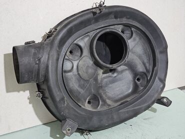 Другие автозапчасти: Корпус воздушного фильтра Mercedes-Benz W124 / W126 / W201 / W129 — 7