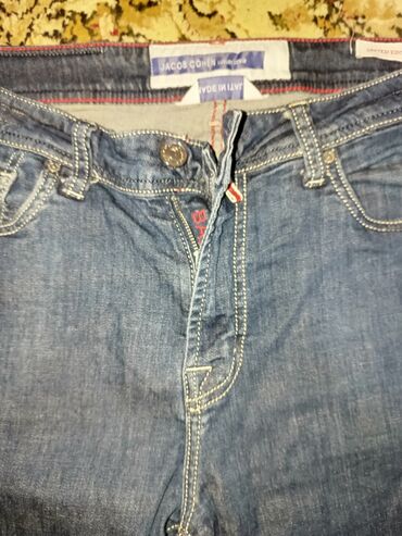 Cinslər: Şalvar 34 razmerdi qiyməti 5 manat 2 ədəd köynəklər Xl hər biri 5 — 4