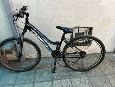 velosiped skorusu: İşlənmiş Şose velosipedi 28", Ünvandan götürmə, Ödənişli çatdırılma