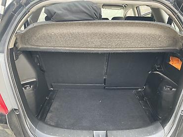 crv 5: Honda Jazz: 2011 г., 1.3 л, Механика, Бензин, Хэтчбэк — 7