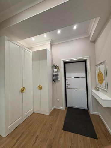 Продажа квартир: 2 комнаты, 59 м², Элитка, 3 этаж, Дизайнерский ремонт — 13