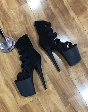 Туфли: Стрипы только на заказ ‼️ размер с 34 по 43 самые необычные и крутые at lalafo.kg — 17 Туфли: Стрипы только на заказ ‼️ размер с 34 по 43 самые необычные и крутые — 17