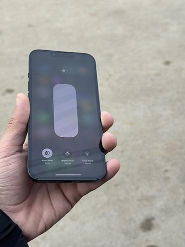 Apple iPhone: IPhone 13, Qara, Face ID — 7