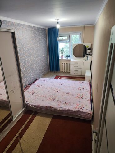жердеш ру квартира керек комната: 3 бөлмө, 58 кв. м, 104-серия, 1 кабат