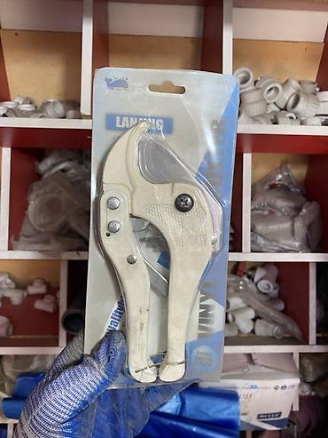 Ножницы для пластиковых труб (PVC/PEX/ПНД) - Тип: ручной at lalafo.kg Ножницы для пластиковых труб (PVC/PEX/ПНД) - Тип: ручной