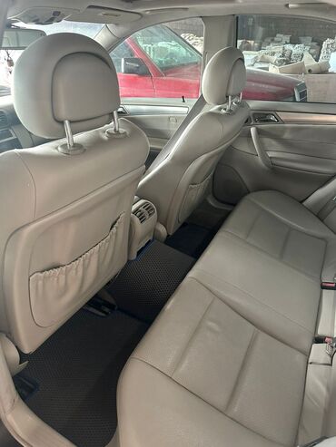 Mercedes-Benz: Mercedes-Benz C-Class: 2.3 l | 2005 il Sedan — 11