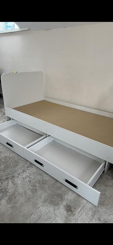 Спальные гарнитуры: Белый гарнитур для спальни/детской в современном минималистичном — 5