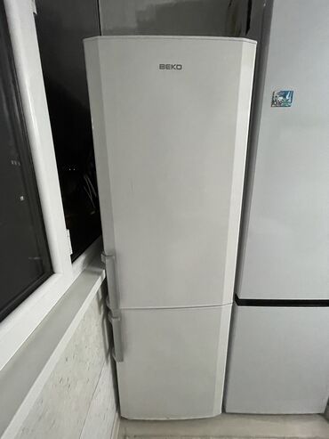 Холодильники: Холодильник Beko, Б/у, Двухкамерный, No frost, 60 * 185 * 60