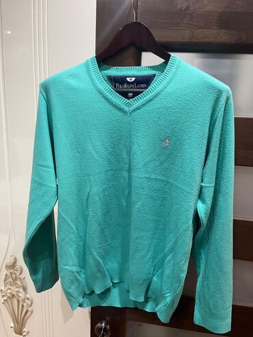 Sviterlər: Kişi üçün sviterlər,hamisi yaxşi vezoyyetde,razmer M-L — 4