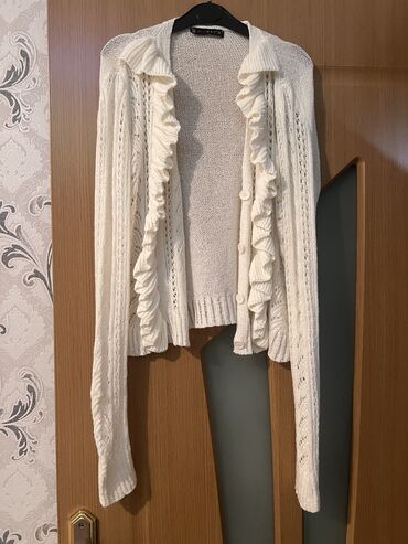 Свитеры: Женский свитер S (EU 36), цвет - Белый