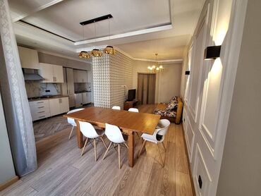Продажа квартир: 2 комнаты, 77 м², Элитка, 4 этаж