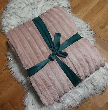 Ćebad i pokrivači: Keznena rebrasta cebad
200x200
3400din v — 2