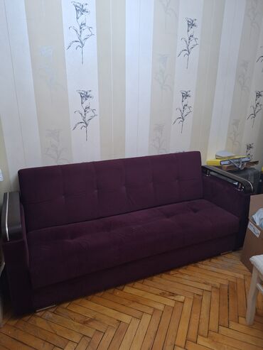 Divanlar: Divan, İşlənmiş, Açılan, Bazalı, Parça, Çatdırılma yoxdur